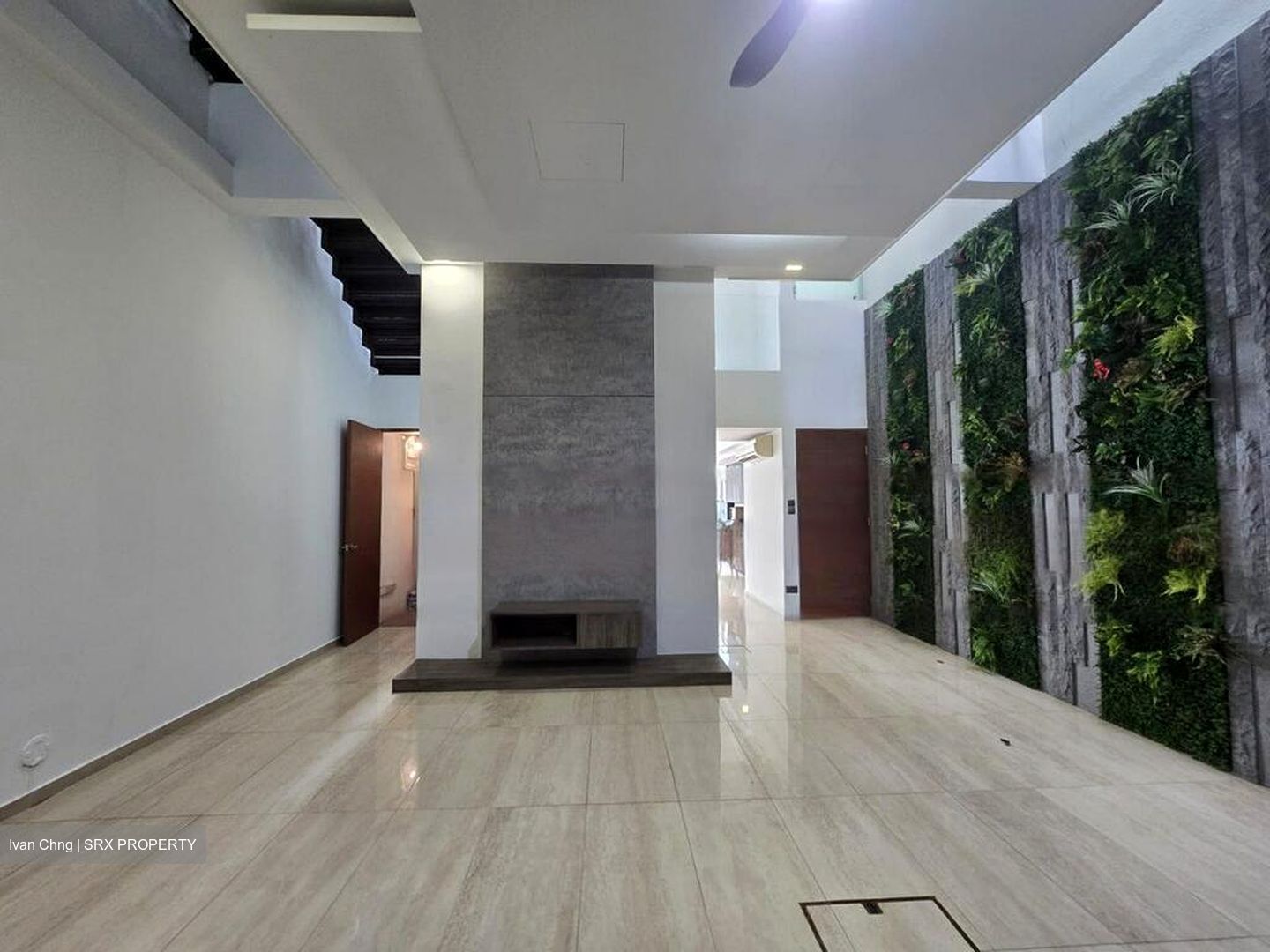 Cairnhill Road (D9), Terrace #462772451